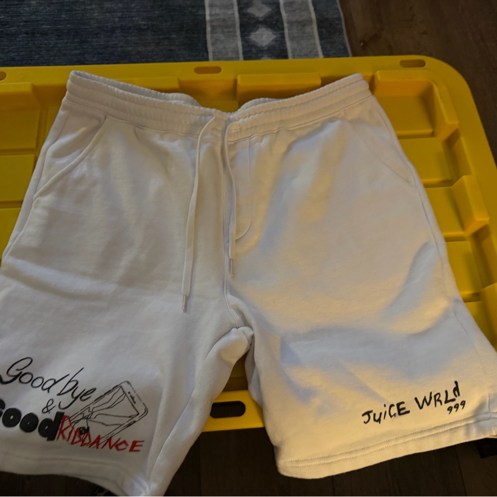 Juice WRLD White Men's Athletic Shorts